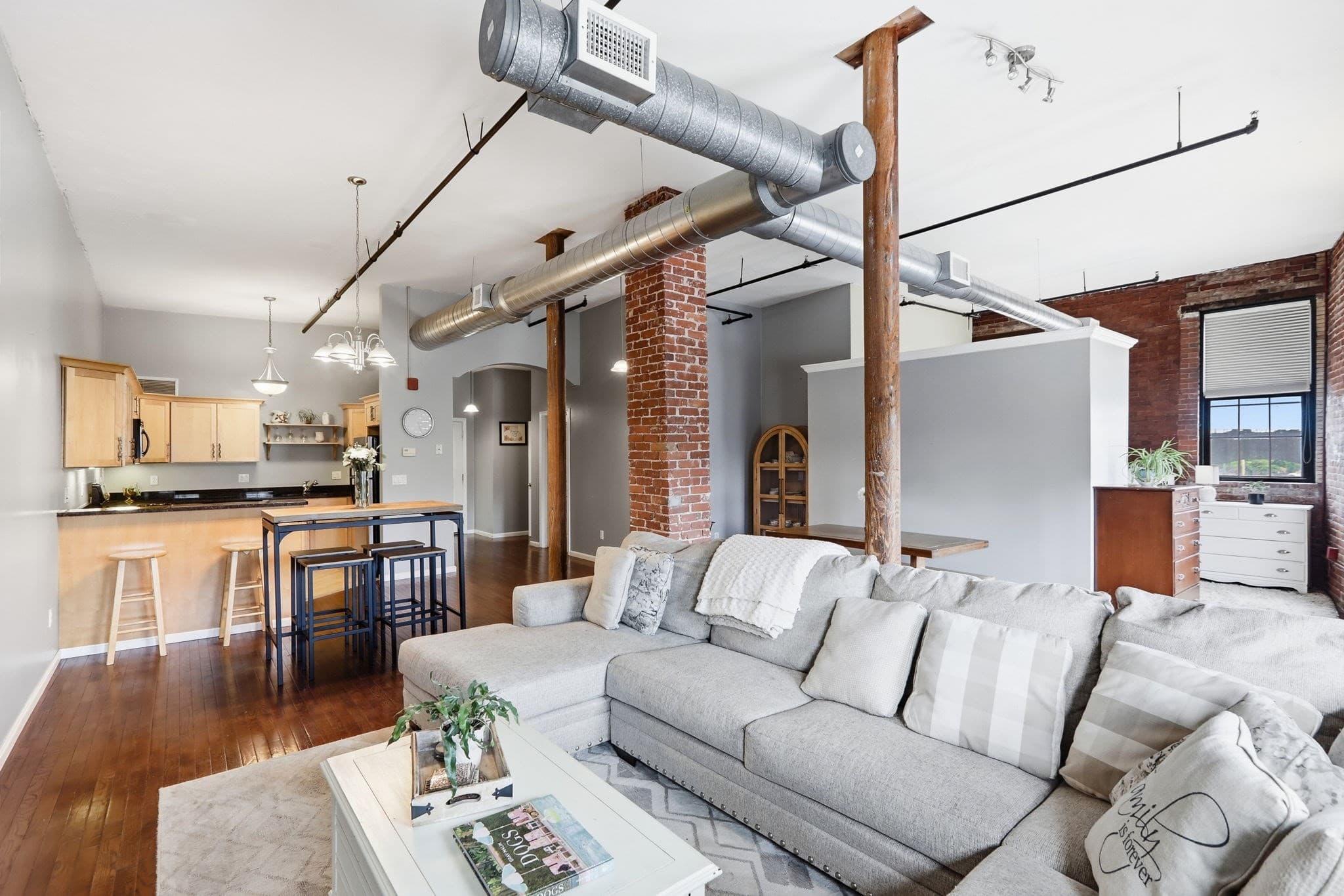 Condominium at 82-88 Winter St # 2B, Worcester MA 01604, Worcester, photo 15 of 36