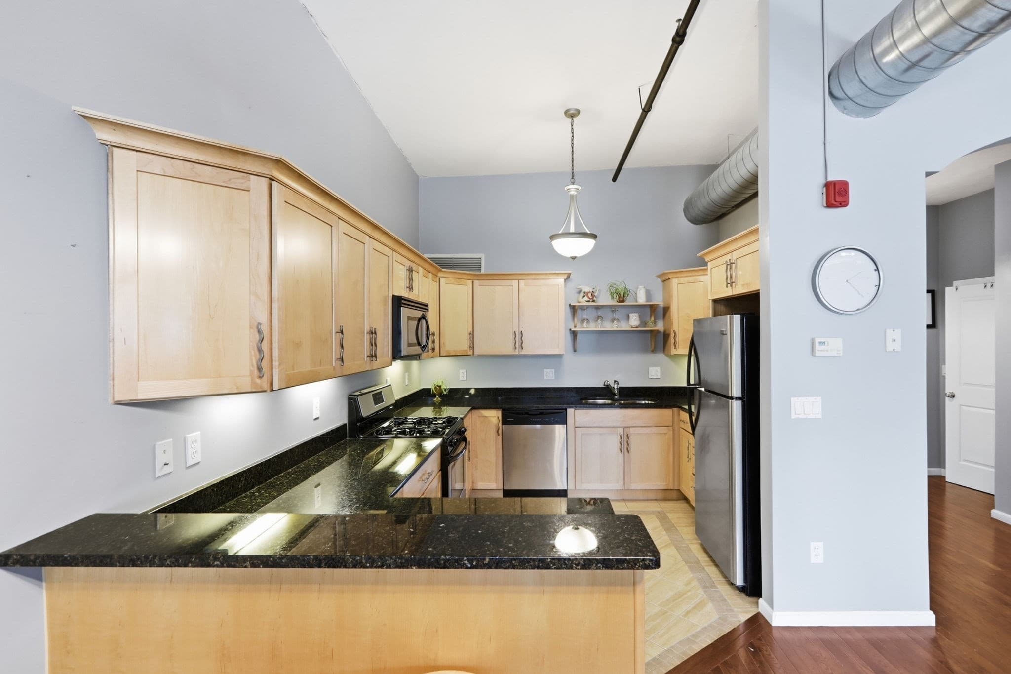 Condominium at 82-88 Winter St # 2B, Worcester MA 01604, Worcester, photo 21 of 36