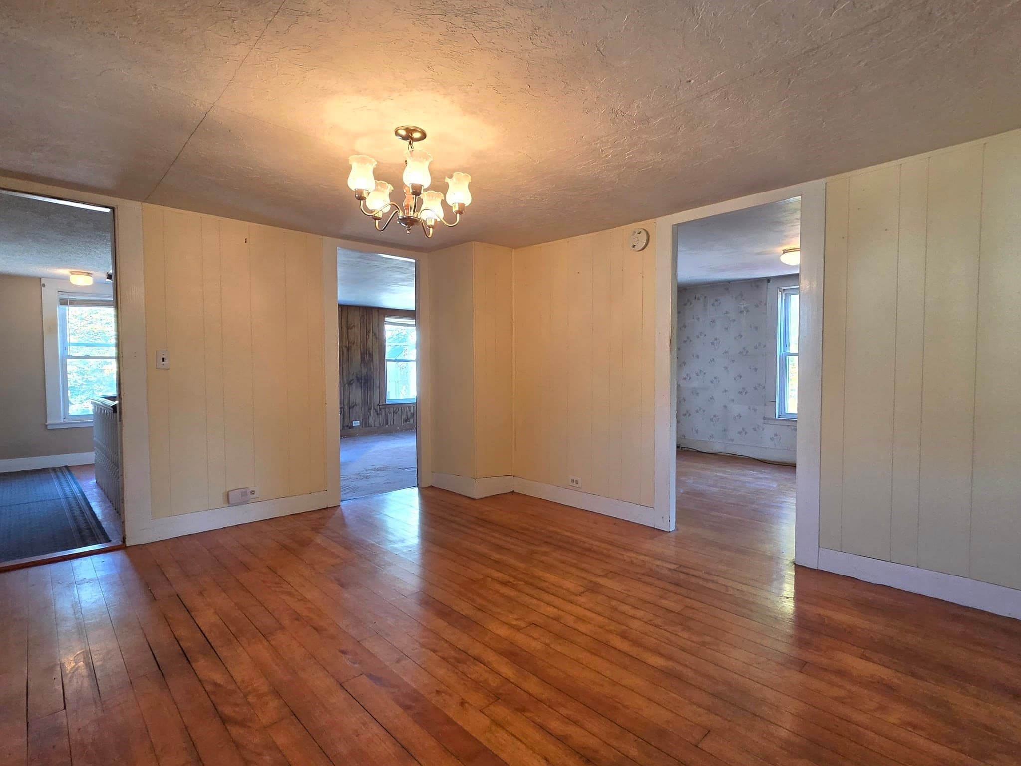 2 Family - 2 Units Up/Down at 5 Mechanic Street, Milford MA 01757, Milford, photo 5 of 41