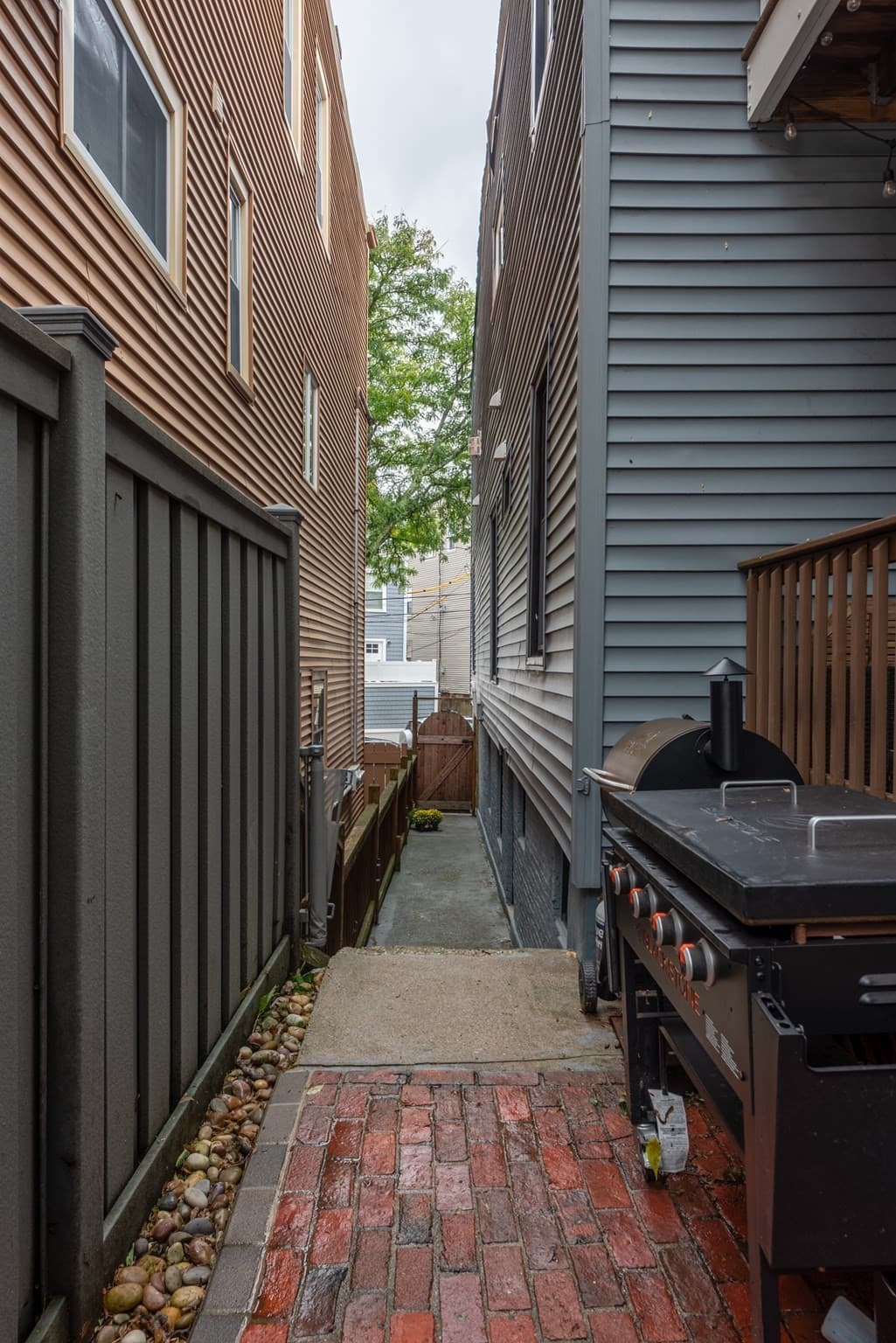 Condominium at 252 Webster St # 1, Boston MA 02128, Boston, photo 28 of 37