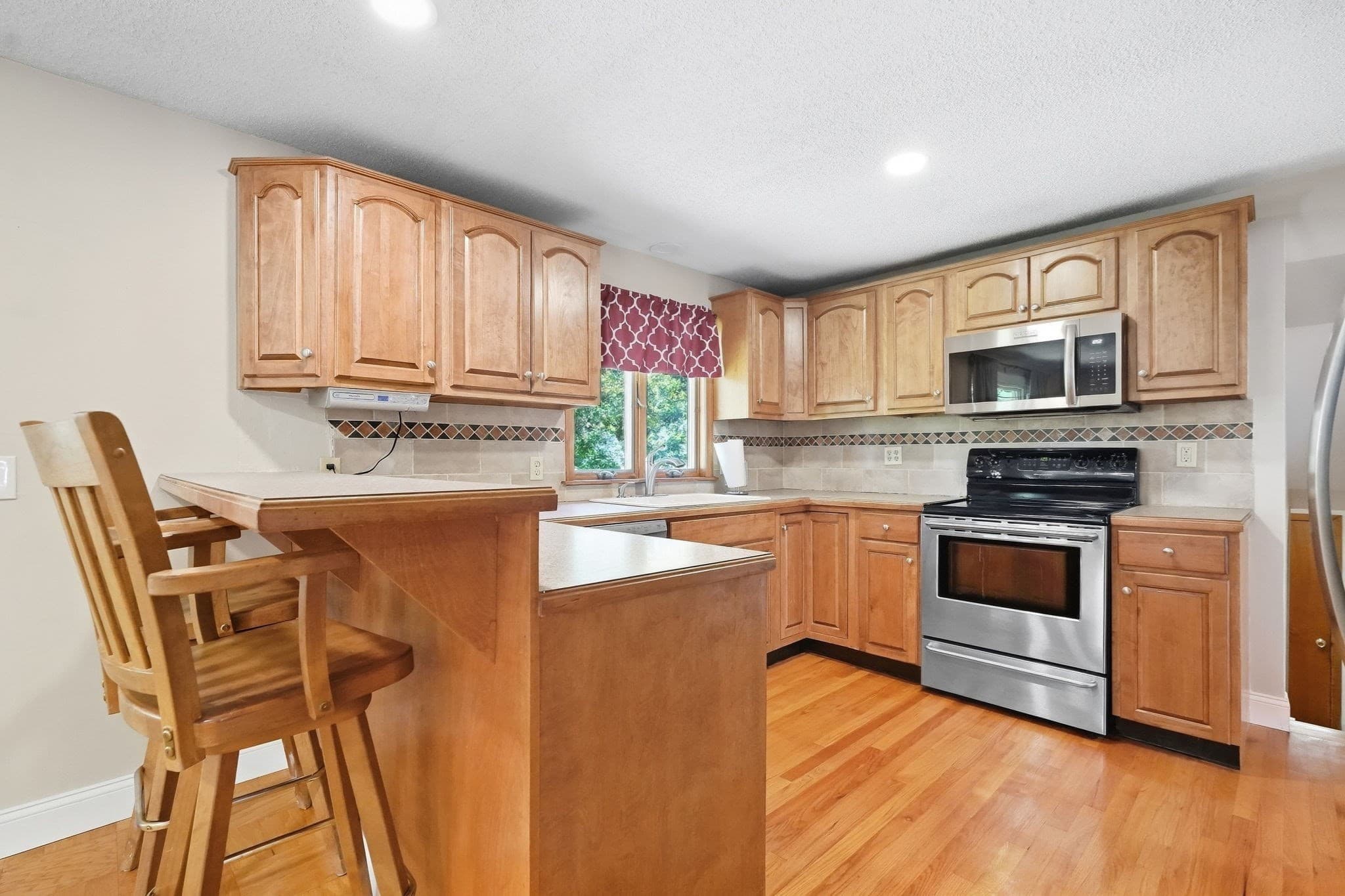 Single Family Residence at 71 Woodside Rd, Ludlow MA 01056, Ludlow, photo 18 of 39