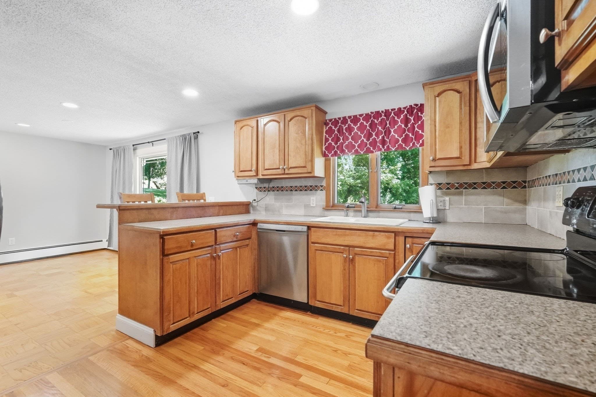 Single Family Residence at 71 Woodside Rd, Ludlow MA 01056, Ludlow, photo 15 of 39