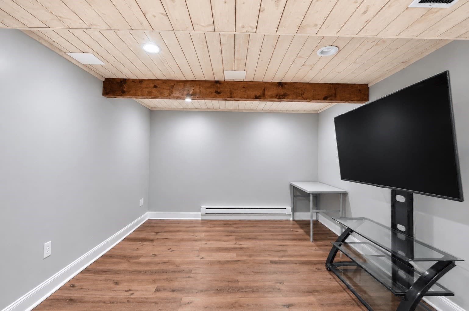 Single Family Residence at 88 N Main St, Bellingham MA 02019, Bellingham, photo 26 of 28