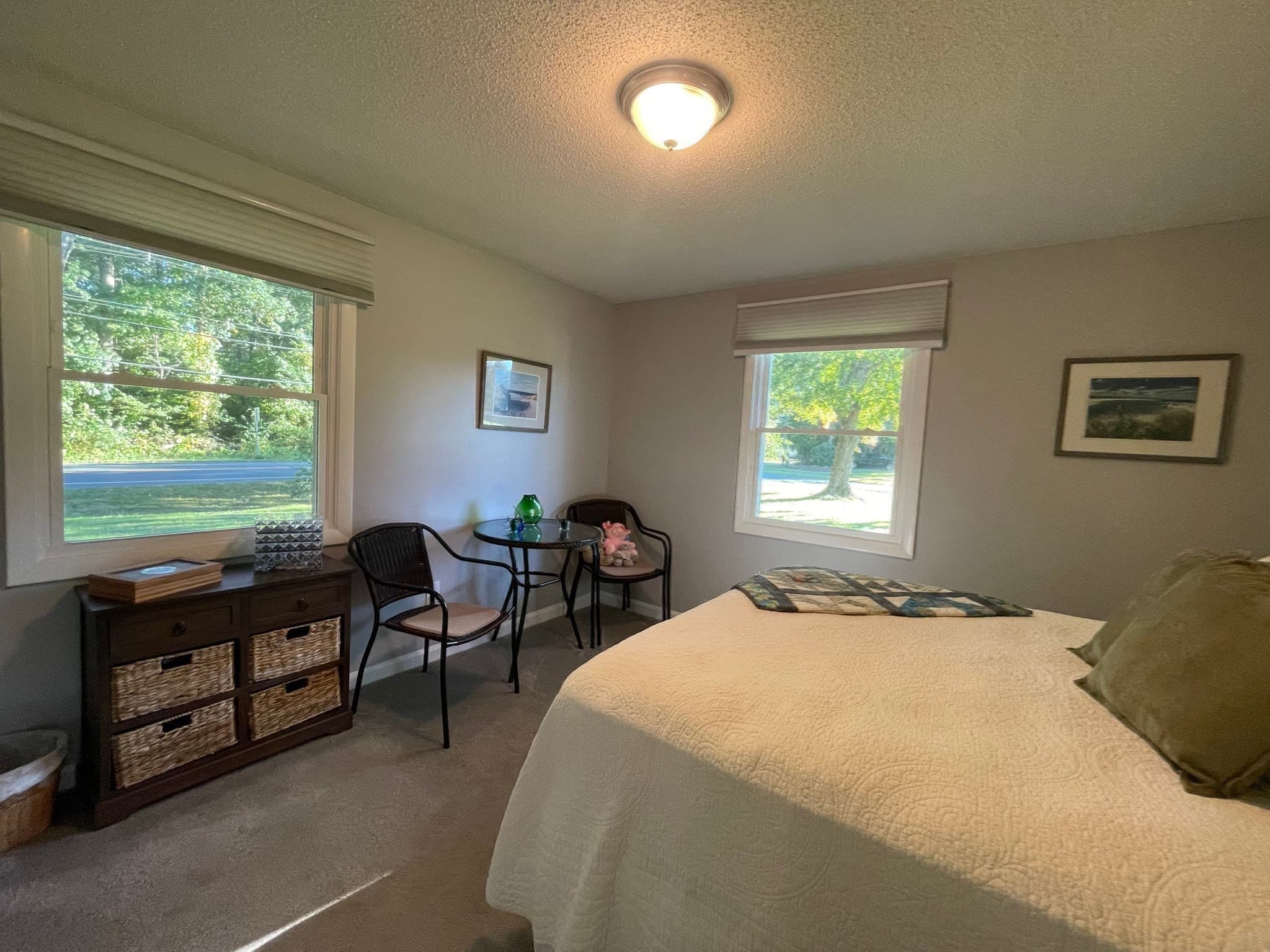 Single Family Residence at 597 Old Warren Rd, Swansea MA 02777, Swansea, photo 8 of 11