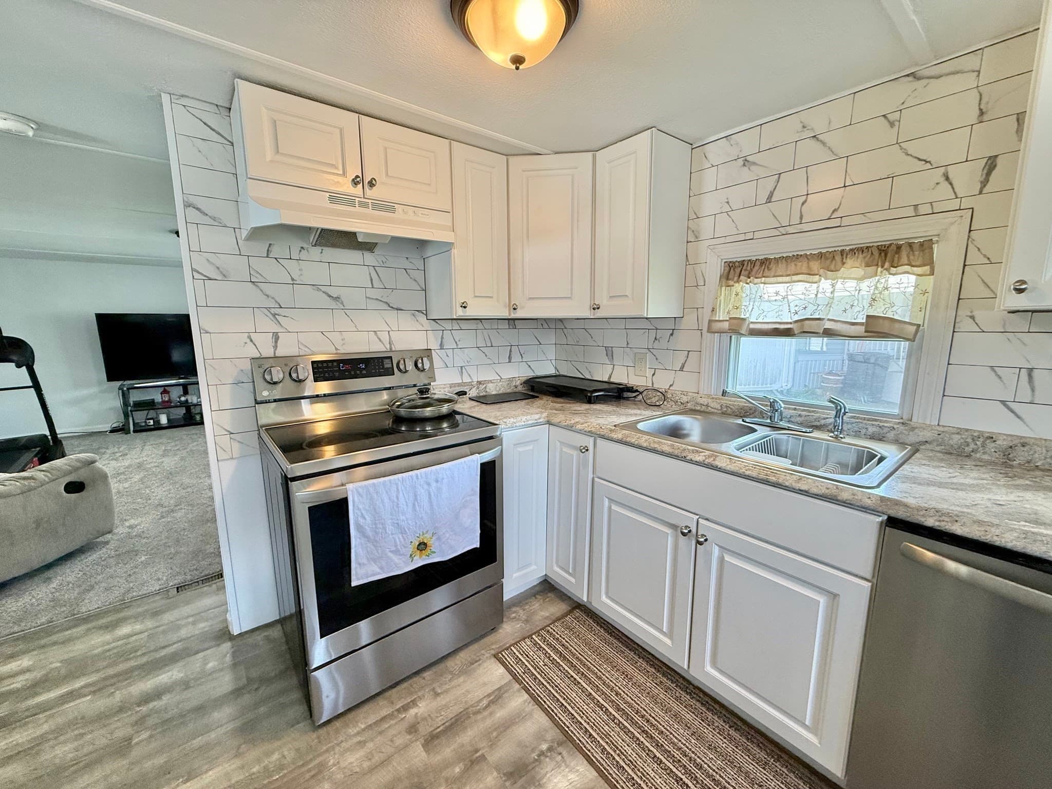 Mobile Home at 281 Chauncey Walker St # 170, Belchertown MA 01007, Belchertown, photo 8 of 30