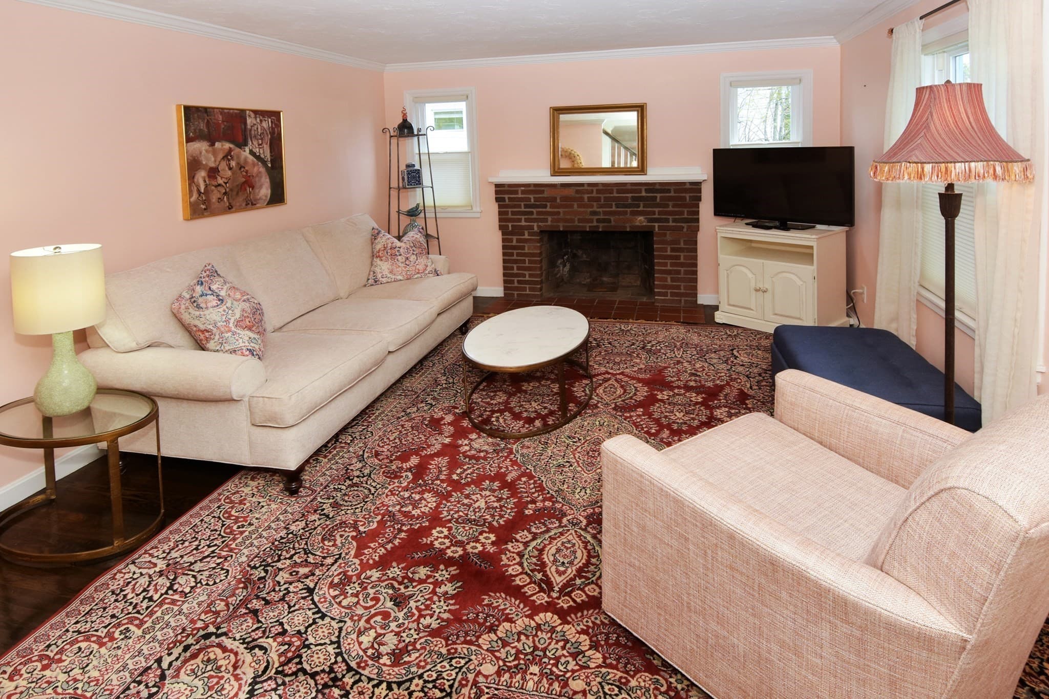 Single Family Residence at 35 Calumet Ave, Worcester MA 01605, Worcester, photo 4 of 29
