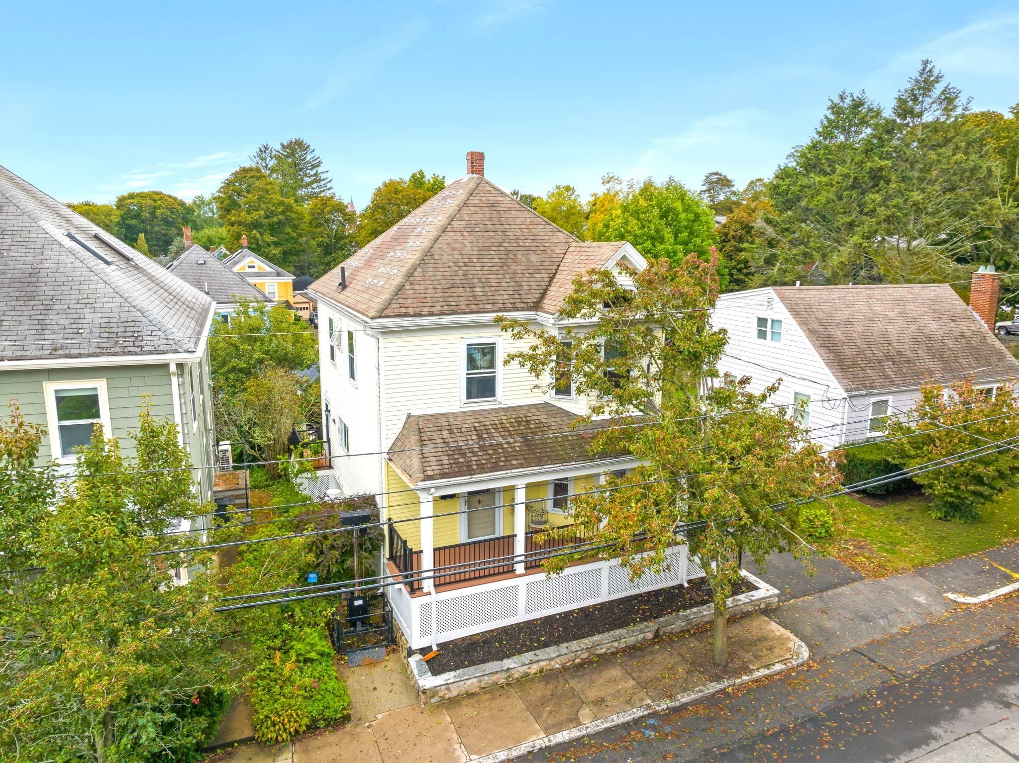 Single Family Residence at 7 Bisson St, Beverly MA 01915, Beverly, photo 2 of 42