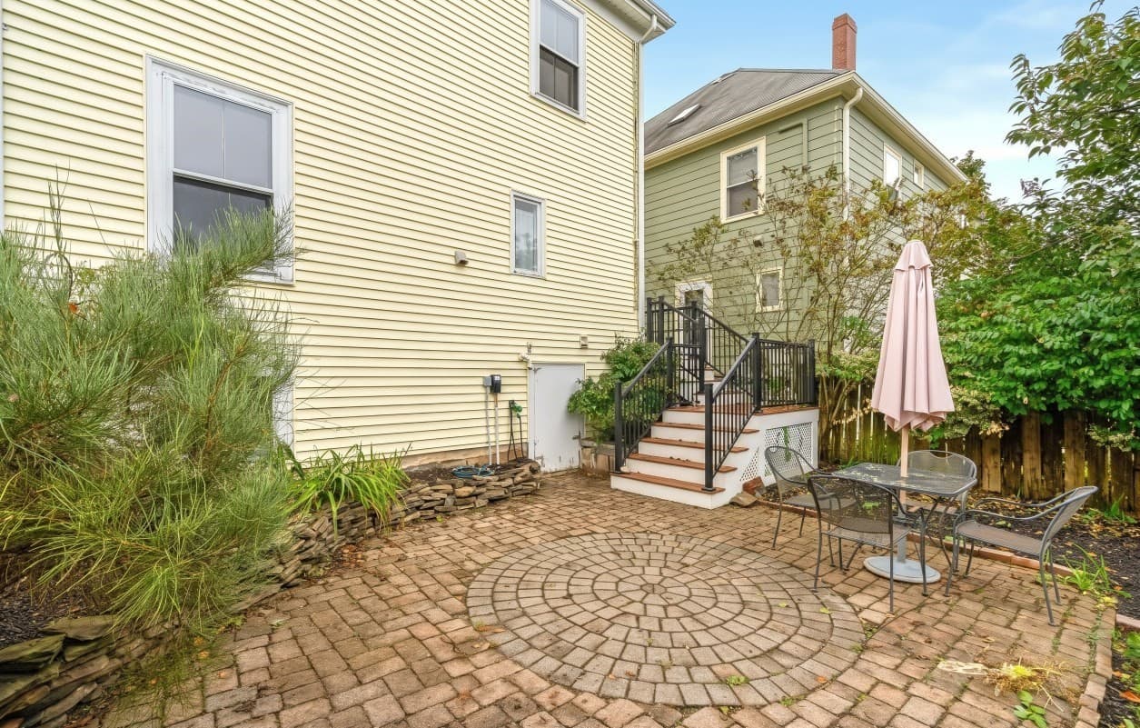 Single Family Residence at 7 Bisson St, Beverly MA 01915, Beverly, photo 35 of 42
