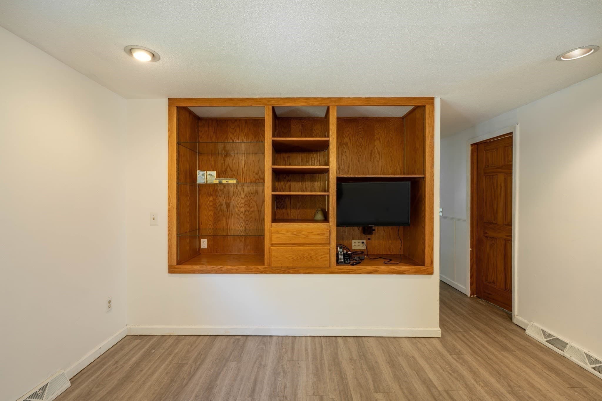 Single Family Residence at 441 Dingle Rd, Worthington MA 01098, Worthington, photo 14 of 40