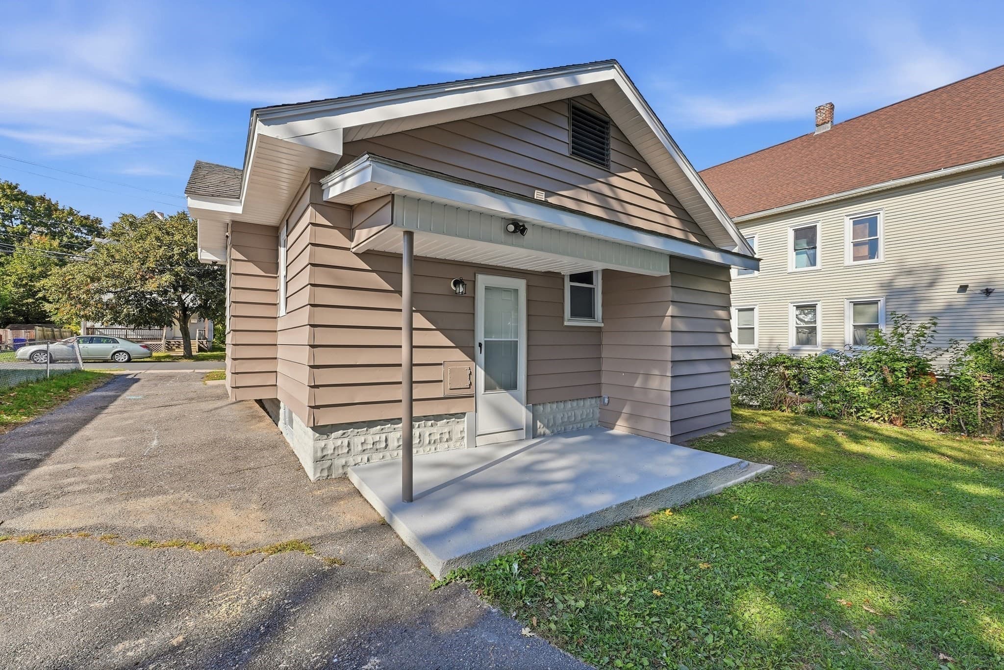 Single Family Residence at 195 Jasper St, Springfield MA 01109, Springfield, photo 30 of 31