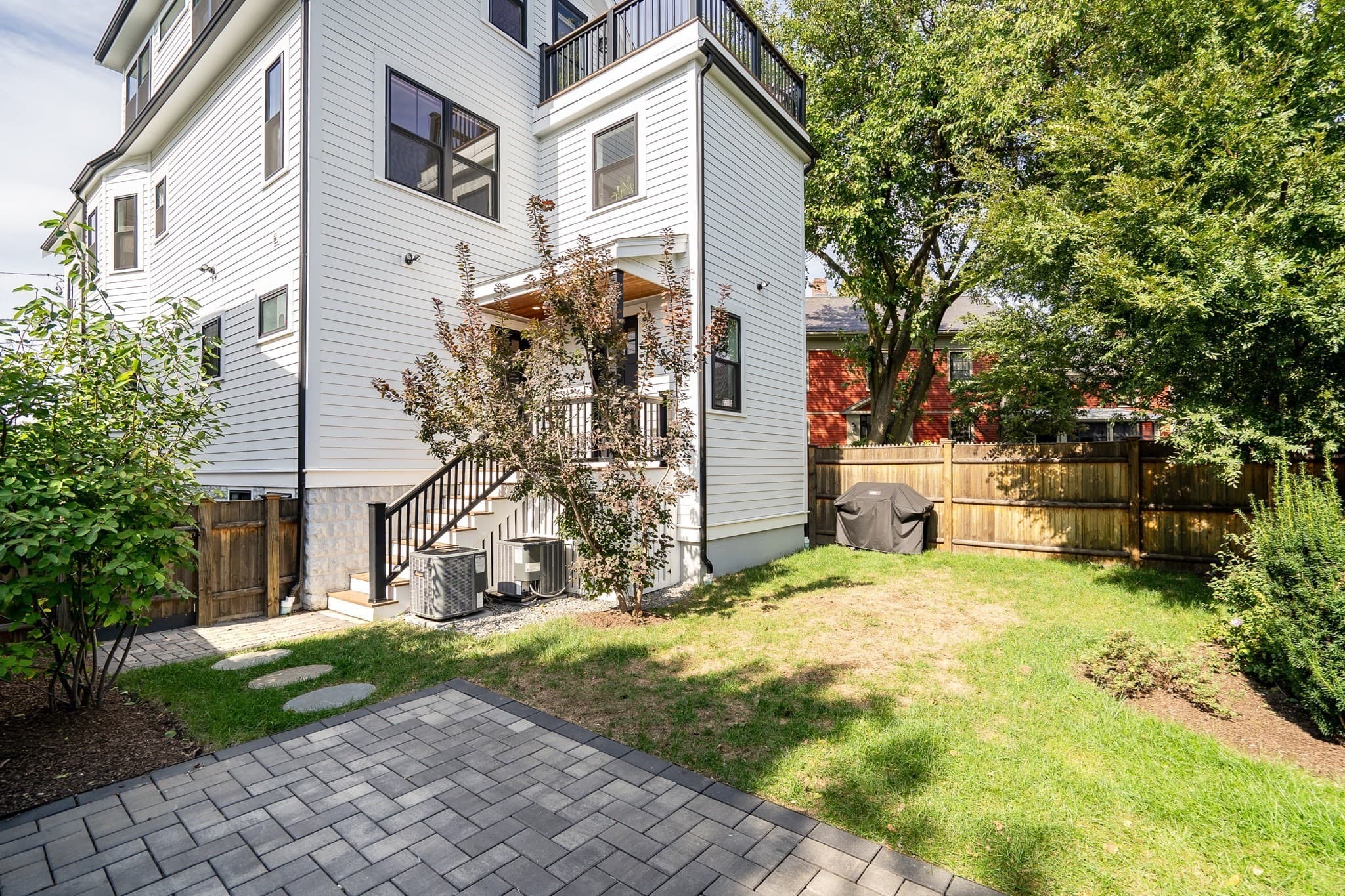 Condominium at 17 College Hill Road # 1, Somerville MA 02144, Somerville, photo 39 of 42