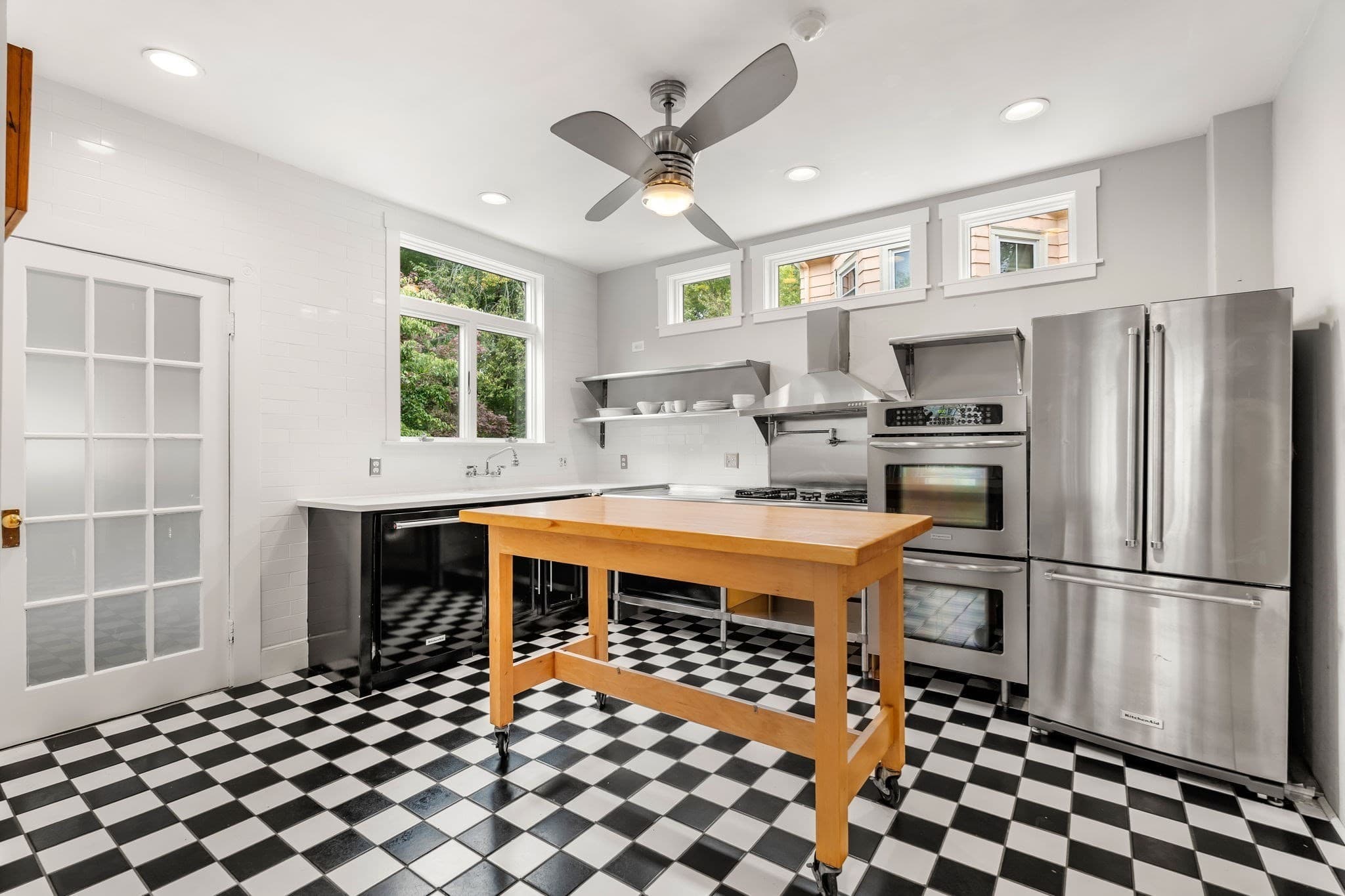 Single Family Residence at 12 Capen St, Milton MA 02186, Milton, photo 12 of 29