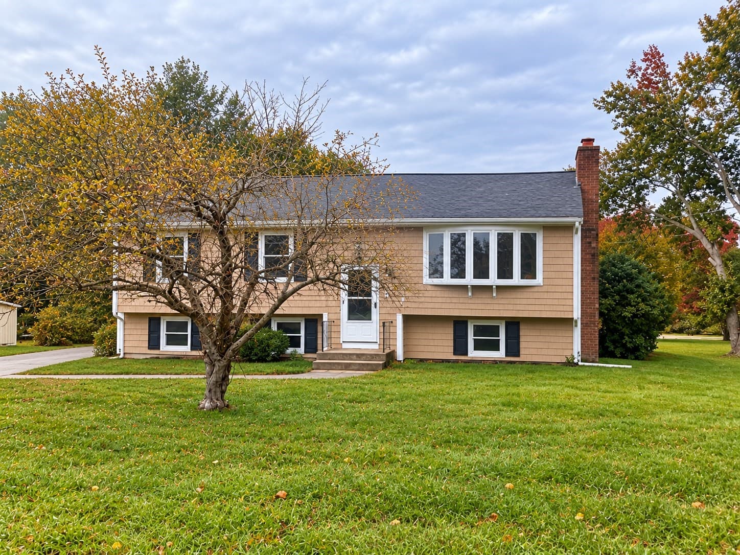 60 Sheldonville Rd, North Attleboro MA 02760