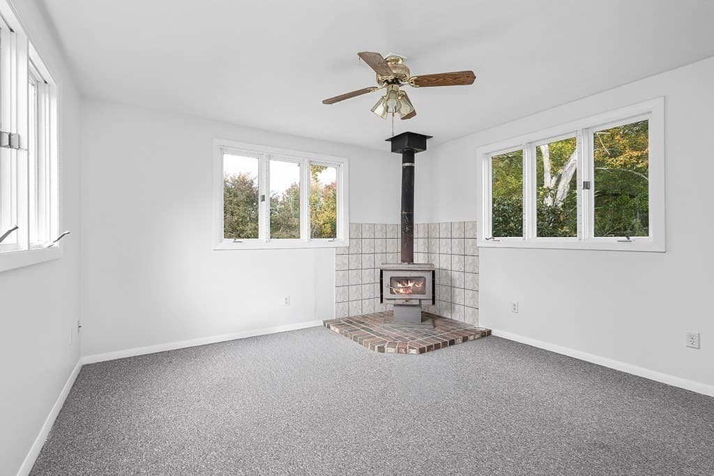 Single Family Residence at 60 Sheldonville Rd, North Attleboro MA 02760, photo 8 of 32