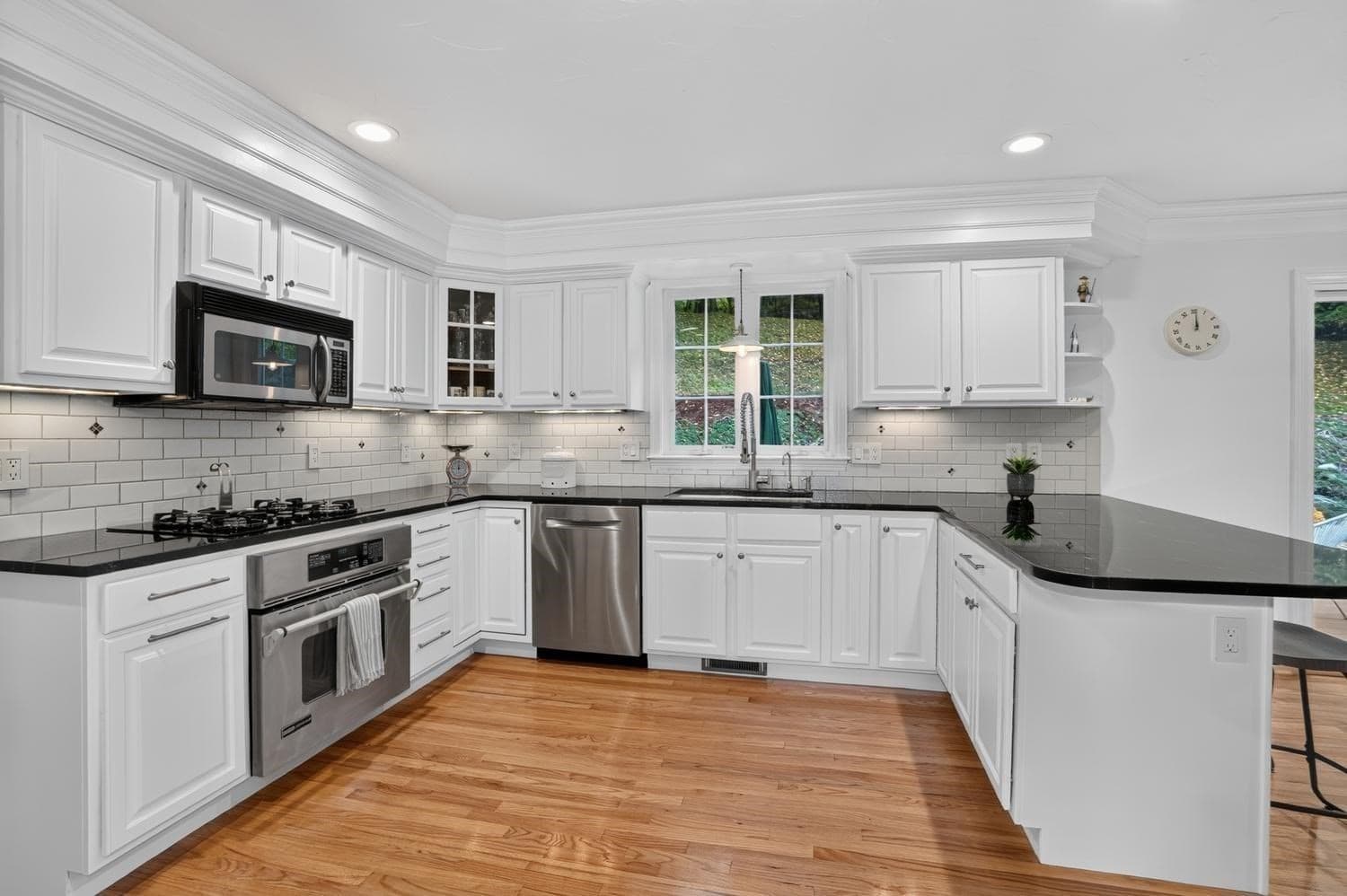 Single Family Residence at 19 Dearth Circle, Ashland MA 01721, Ashland, photo 2 of 41