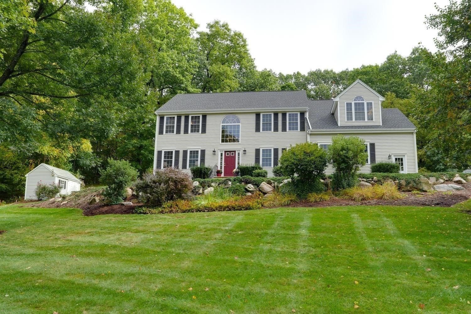19 Dearth Circle, Ashland MA 01721
