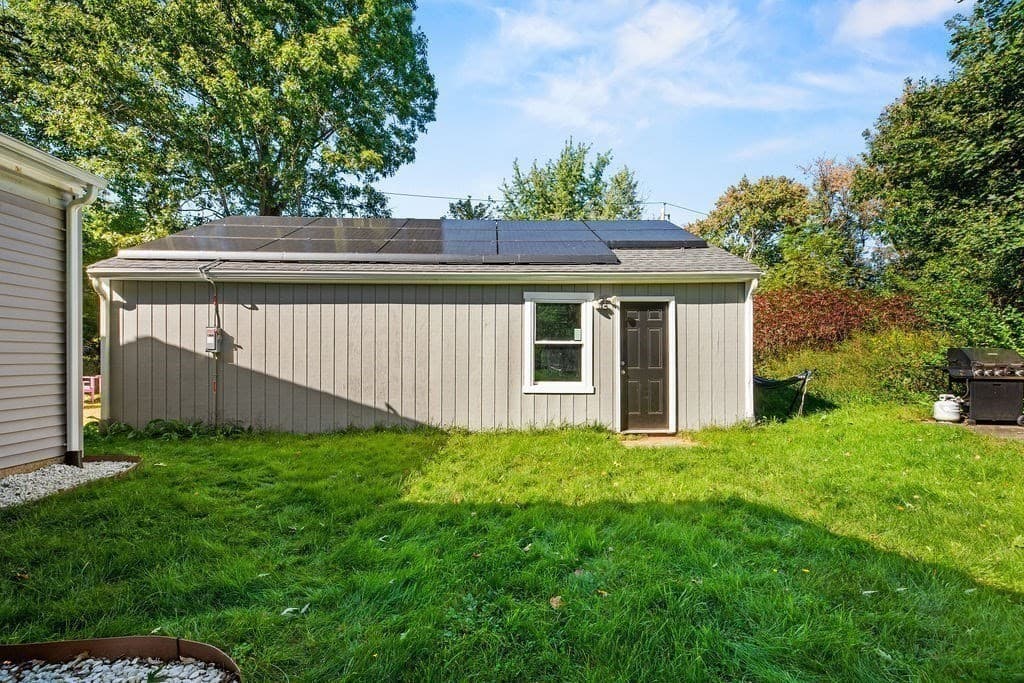 Single Family Residence at 8 Bliss Rd, Bellingham MA 02019, Bellingham, photo 12 of 42