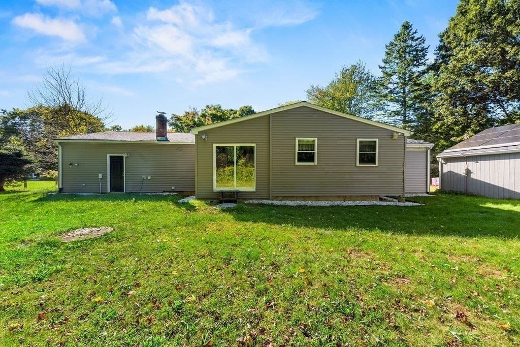 Single Family Residence at 8 Bliss Rd, Bellingham MA 02019, Bellingham, photo 39 of 42