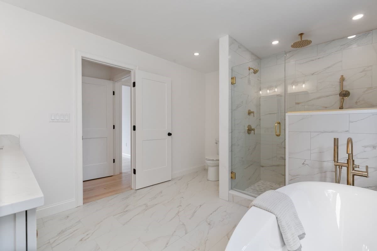 Condominium at 477 Main St. # 205, Stoneham MA 02180, Stoneham, photo 12 of 13