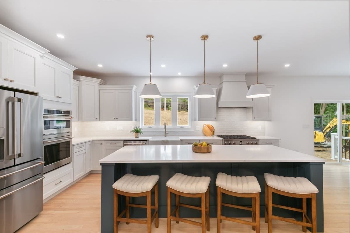 Condominium at 477 Main St. # 205, Stoneham MA 02180, Stoneham, photo 9 of 13