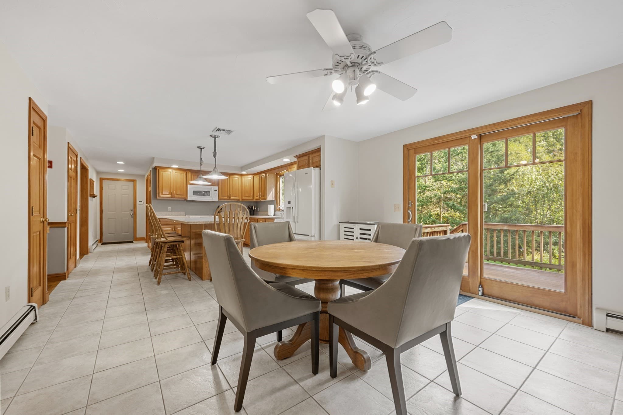 Single Family Residence at 45 Turner Dr., Bridgewater MA 02324, Bridgewater, photo 5 of 40