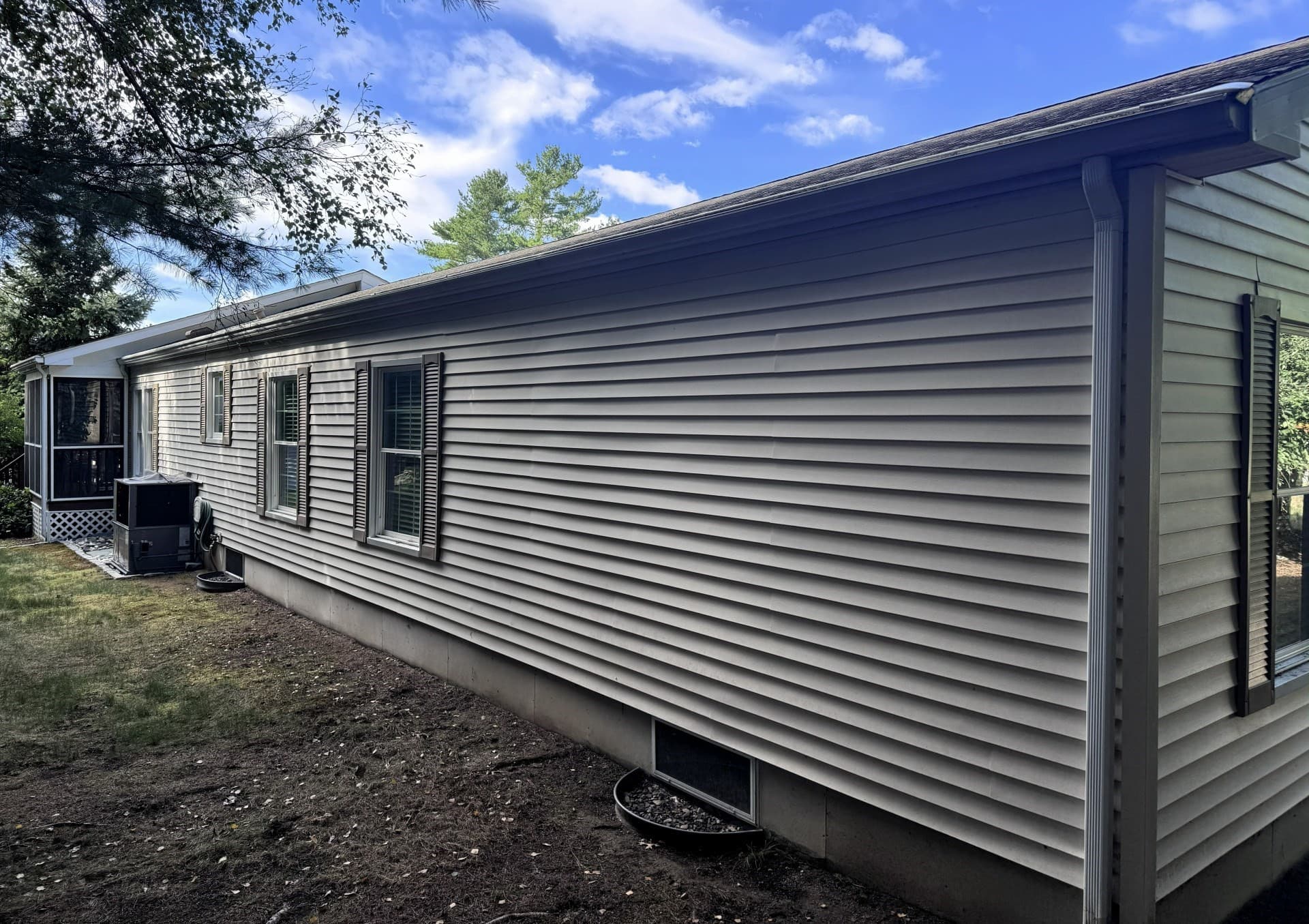 Single Family Residence at 5006 Oak Point Drive, Middleboro MA 02346, Middleboro, photo 6 of 28