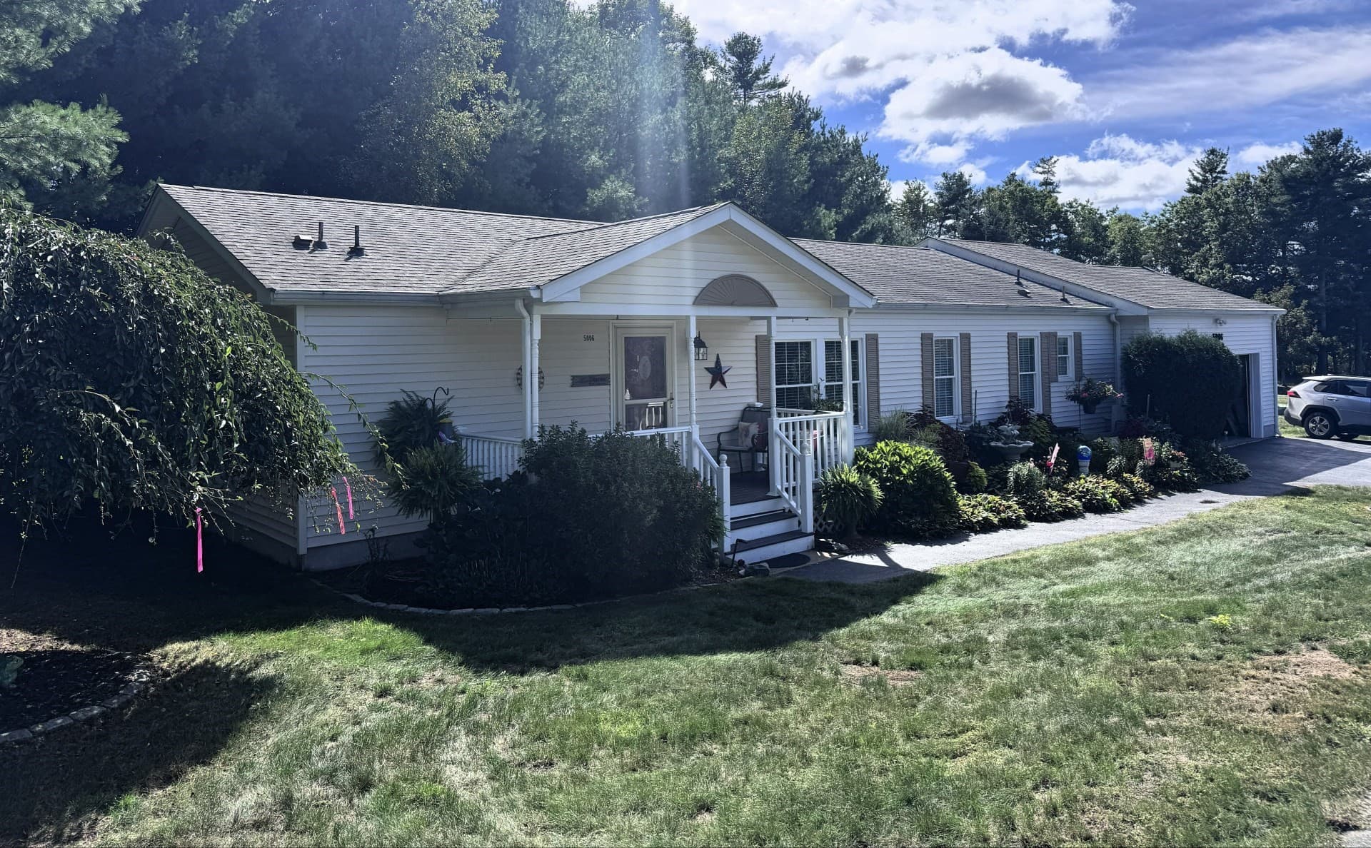 Single Family Residence at 5006 Oak Point Drive, Middleboro MA 02346, Middleboro, photo 8 of 28