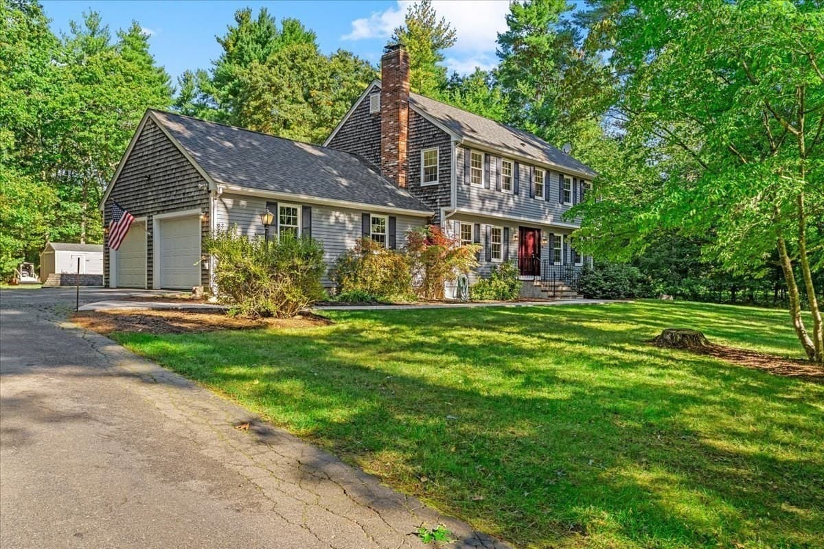 Single Family Residence at 6 Holloway Brook Rd, Lakeville MA 02347, Lakeville, photo 38 of 42