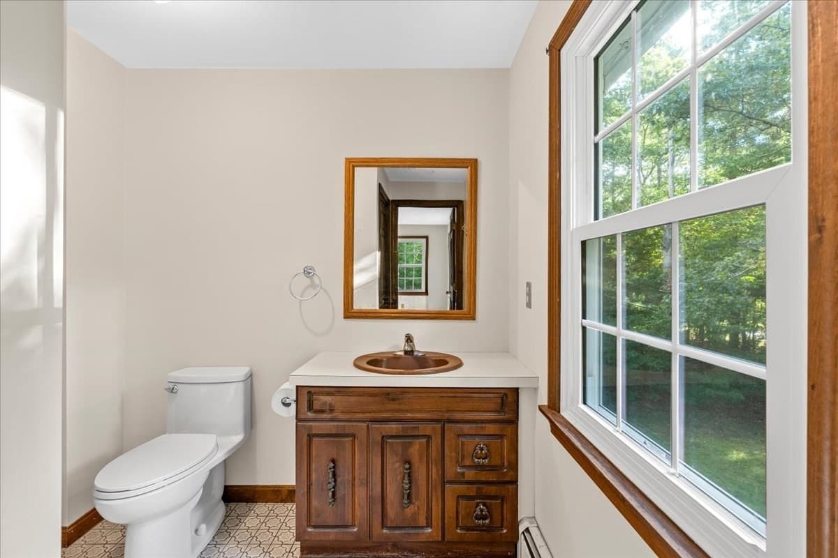 Single Family Residence at 6 Holloway Brook Rd, Lakeville MA 02347, Lakeville, photo 29 of 42