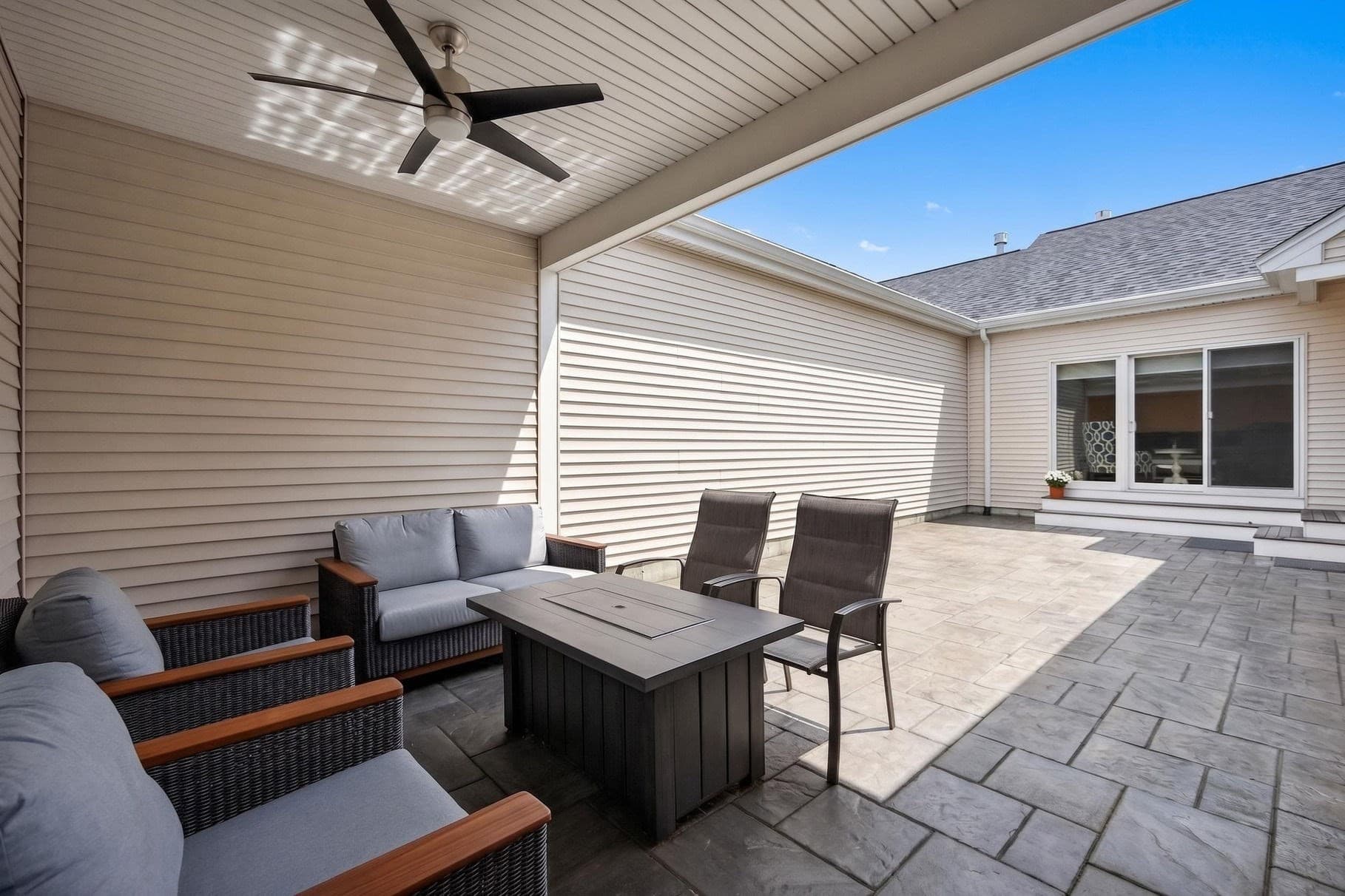 Condominium at 10 Outlook East # 10, Plymouth MA 02360, Plymouth, photo 5 of 40