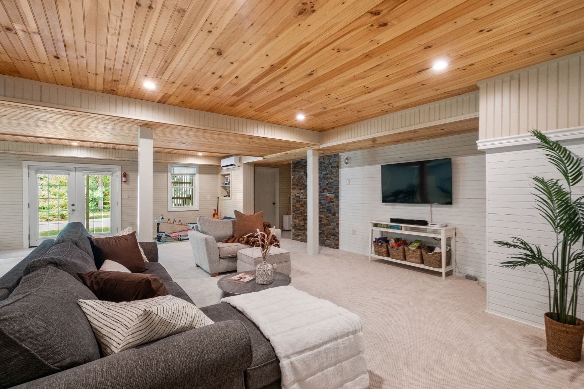 Single Family Residence at 22R Pilgrim Way, Walpole MA 02032, Walpole, photo 24 of 42