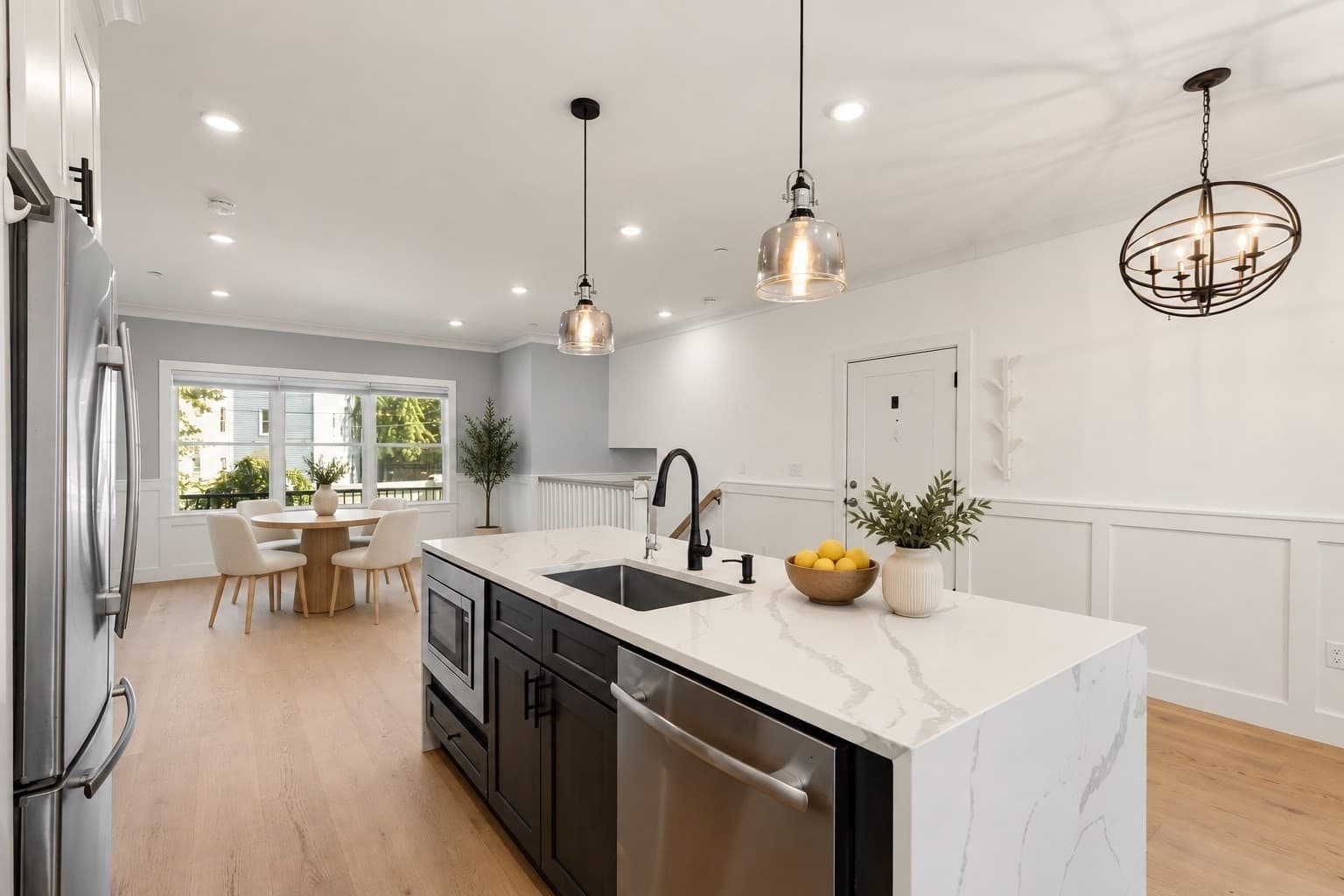 Condominium at 113 Beacon St # A, Somerville MA 02143, Somerville, photo 4 of 26