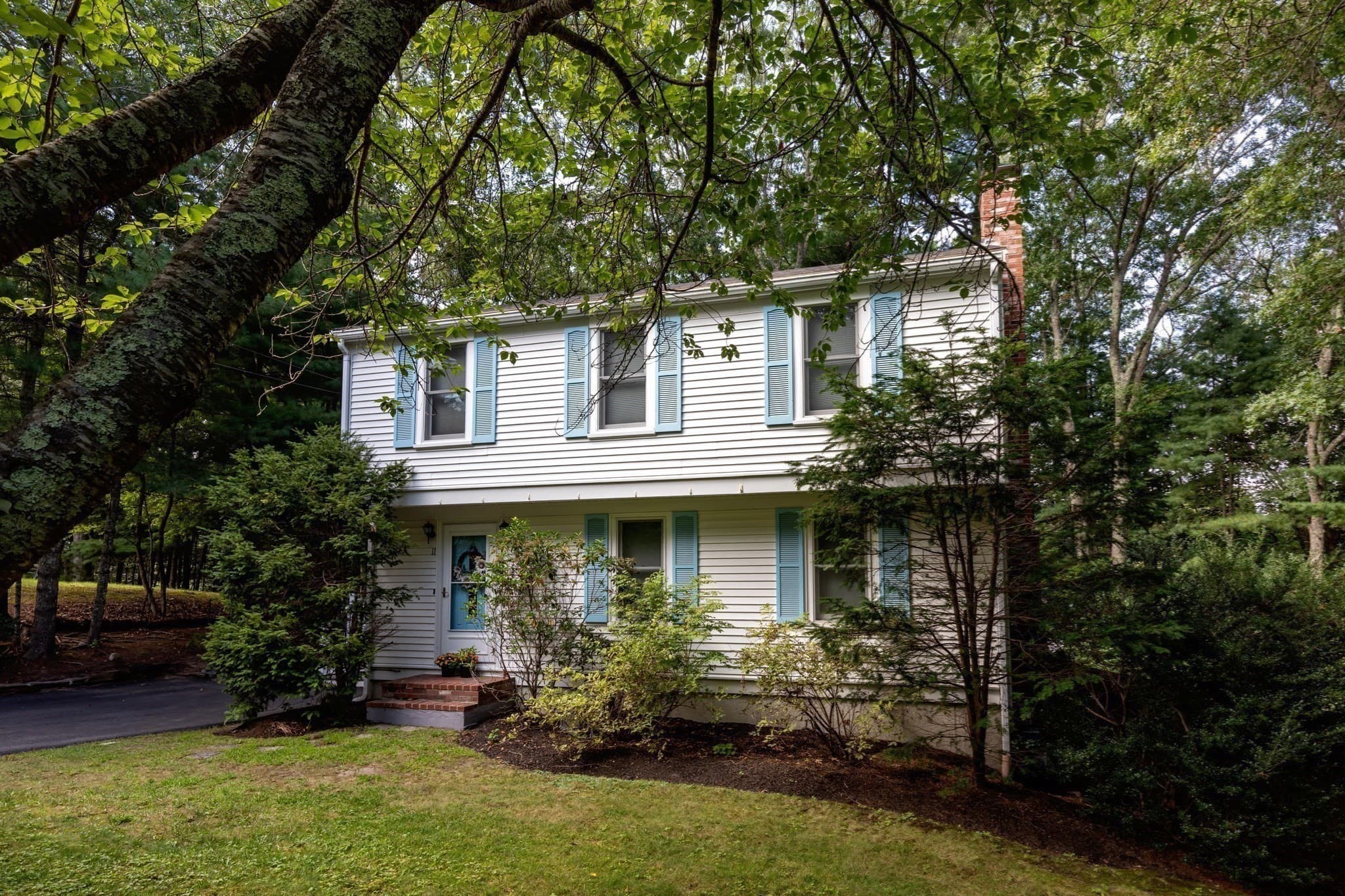 Single Family Residence at 11 Lantern Ln, Plymouth MA 02360, Plymouth, photo 3 of 35