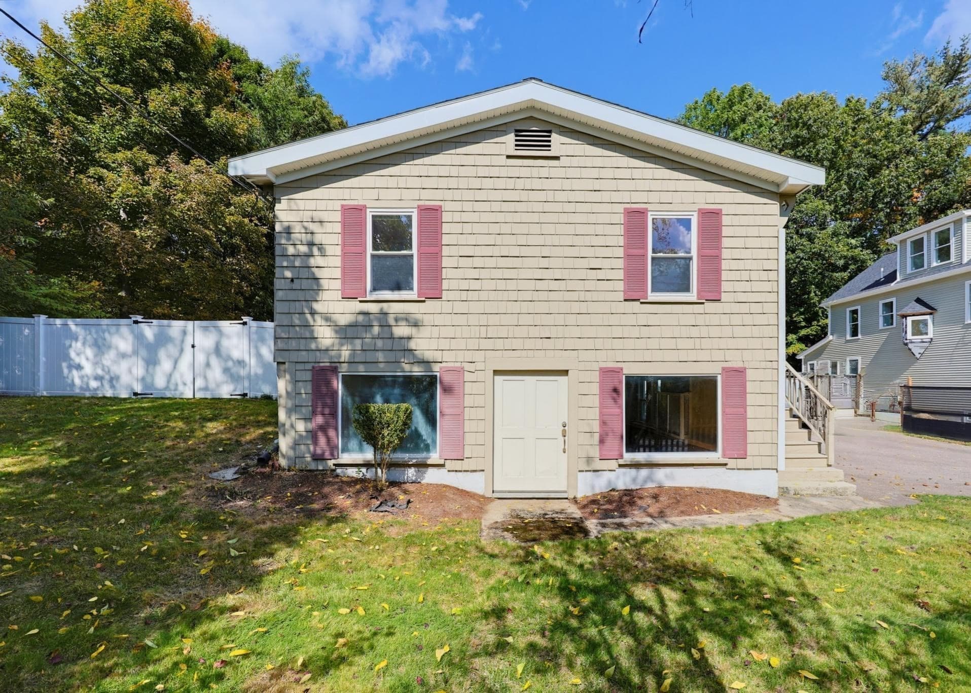 Single Family Residence at 175 Union Street, Millis MA 02054, Millis, photo 2 of 39