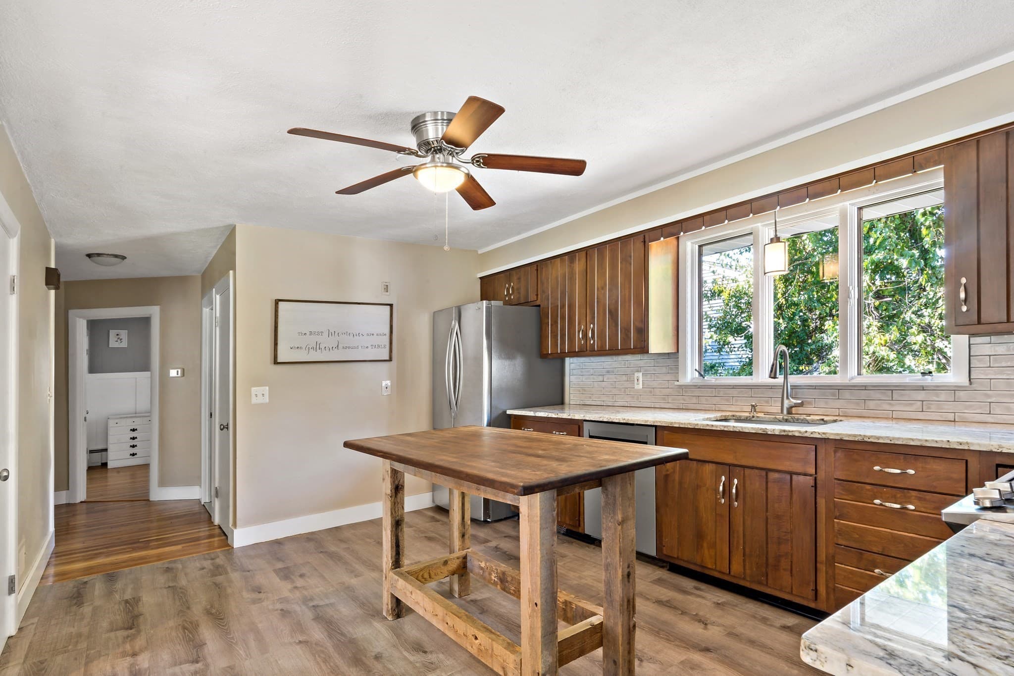 Single Family Residence at 21 Miriam Dr, Attleboro MA 02703, Attleboro, photo 10 of 31