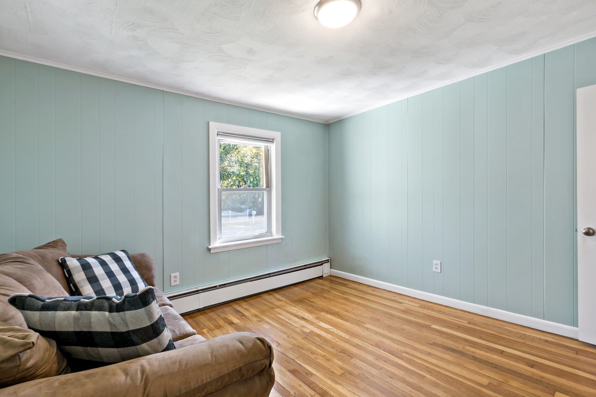 Single Family Residence at 21 Miriam Dr, Attleboro MA 02703, Attleboro, photo 18 of 31