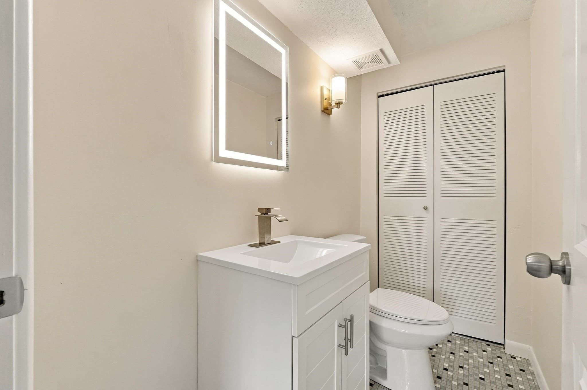Condominium at 75 Mccormick Terrace # 13, Stoughton MA 02072, Stoughton, photo 16 of 20