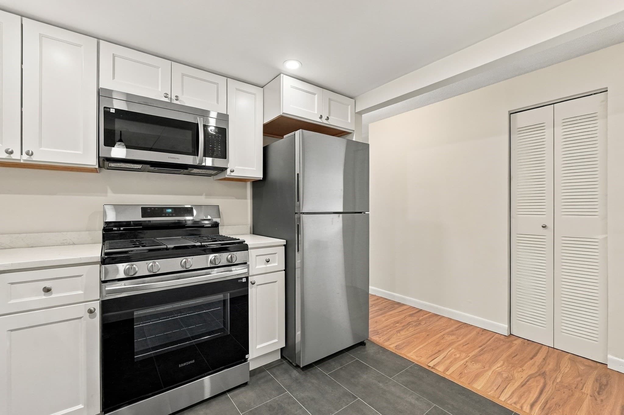 Condominium at 75 Mccormick Terrace # 13, Stoughton MA 02072, Stoughton, photo 3 of 20