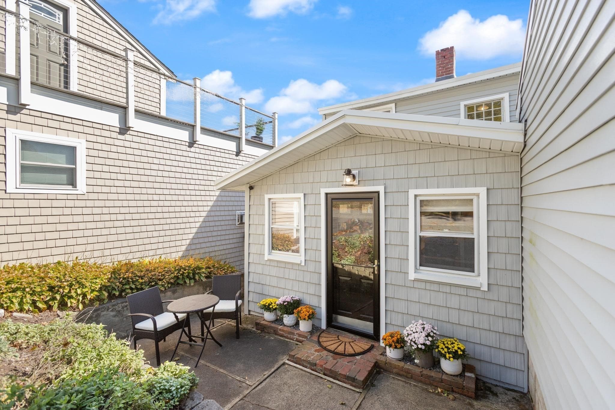 Single Family Residence at 11 Marsh Ave, Beverly MA 01915, Beverly, photo 3 of 39