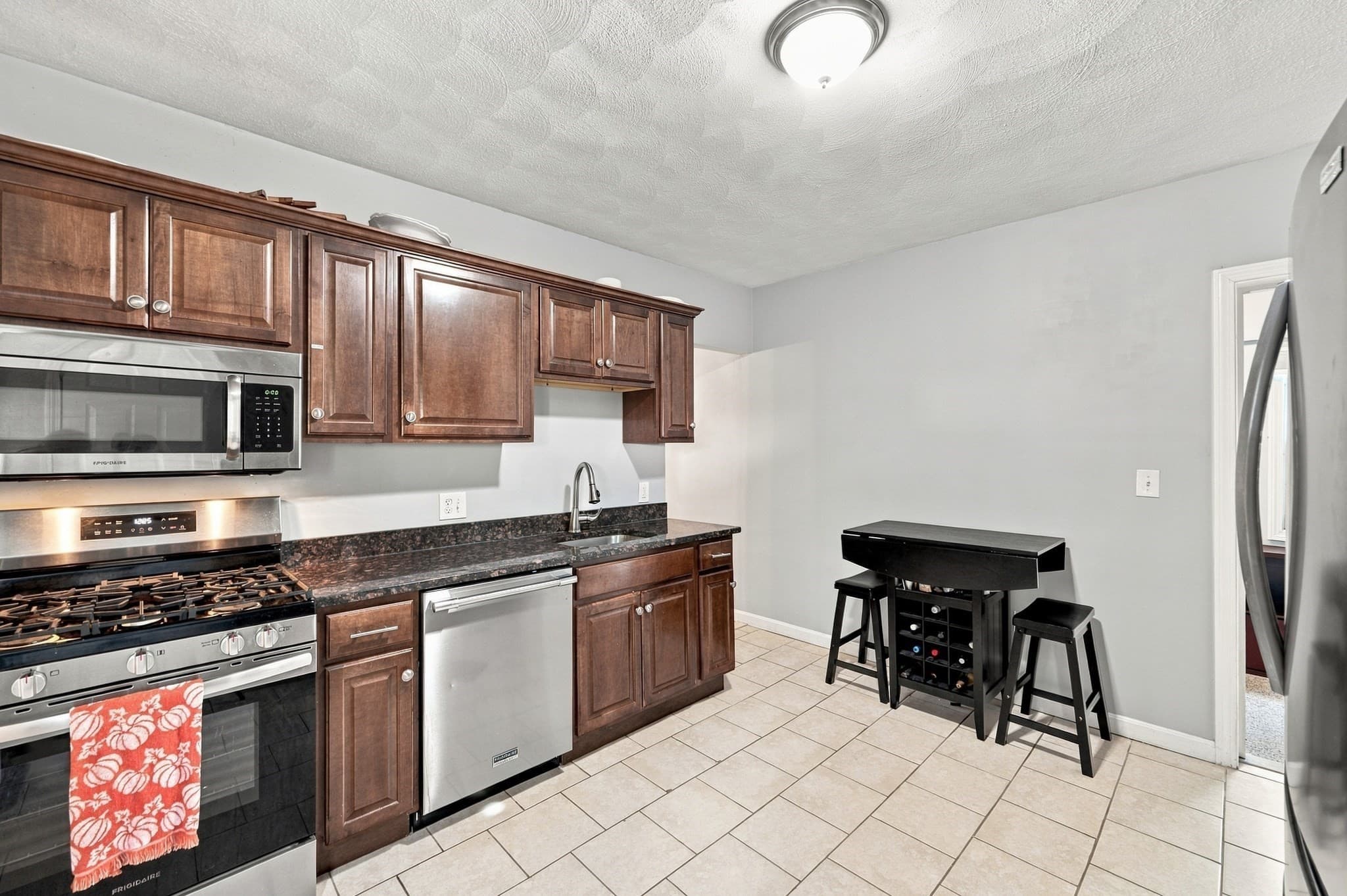 Condominium at 21 Purchase St # 1, Danvers MA 01923, Danvers, photo 11 of 41