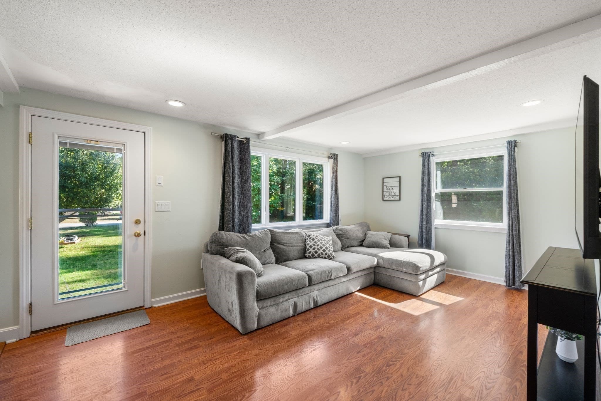 Single Family Residence at 3 Redcoat Lane, Kingston MA 02364, Kingston, photo 13 of 33
