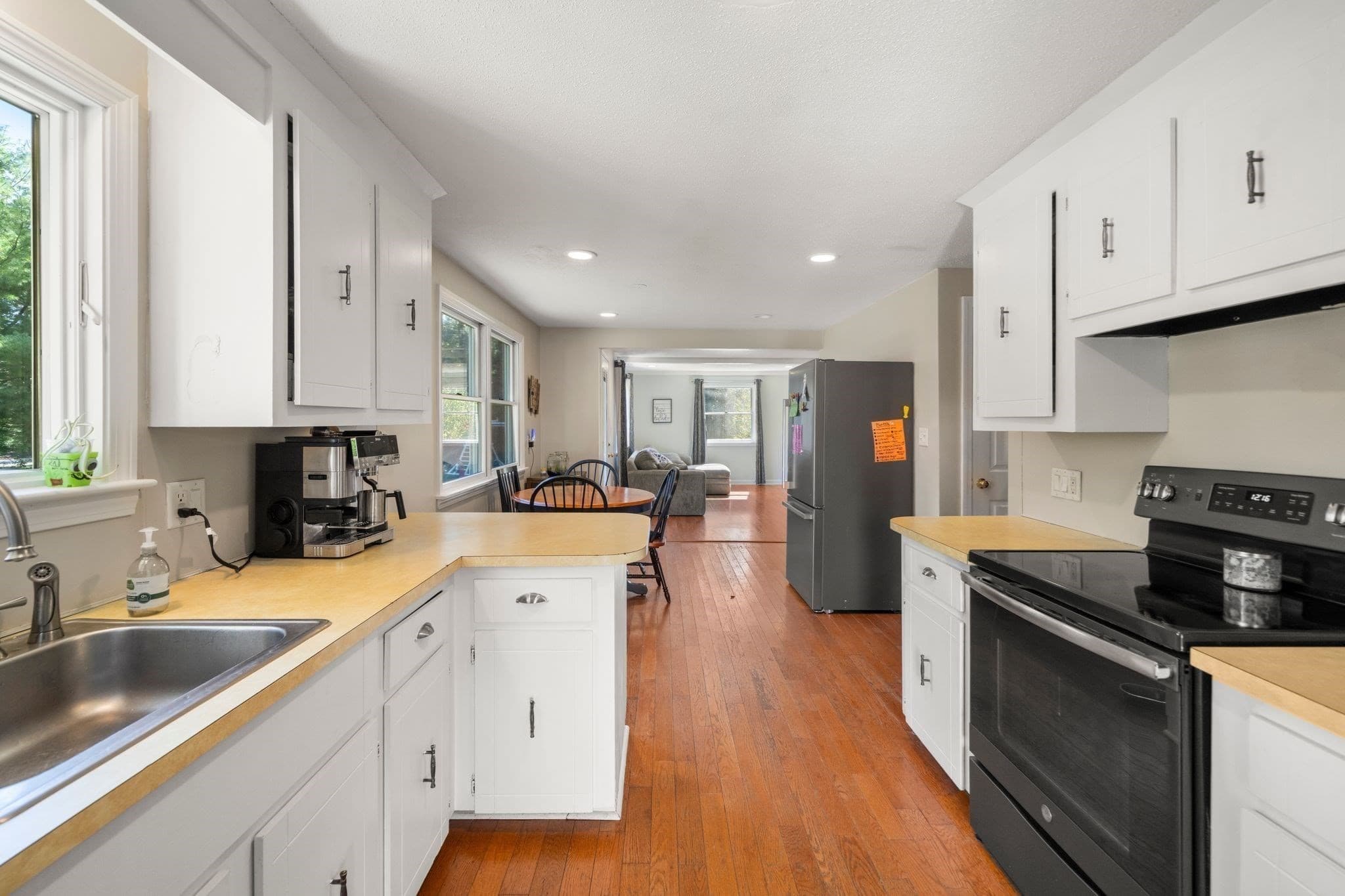 Single Family Residence at 3 Redcoat Lane, Kingston MA 02364, Kingston, photo 19 of 33
