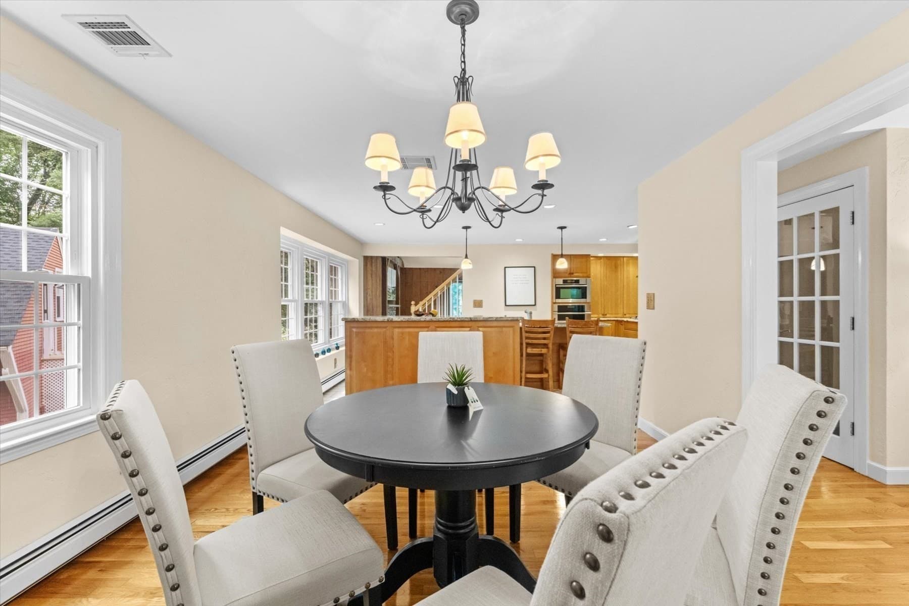 Single Family Residence at 8 Partridge Hill Rd, Southborough MA 01772, Southborough, photo 6 of 37