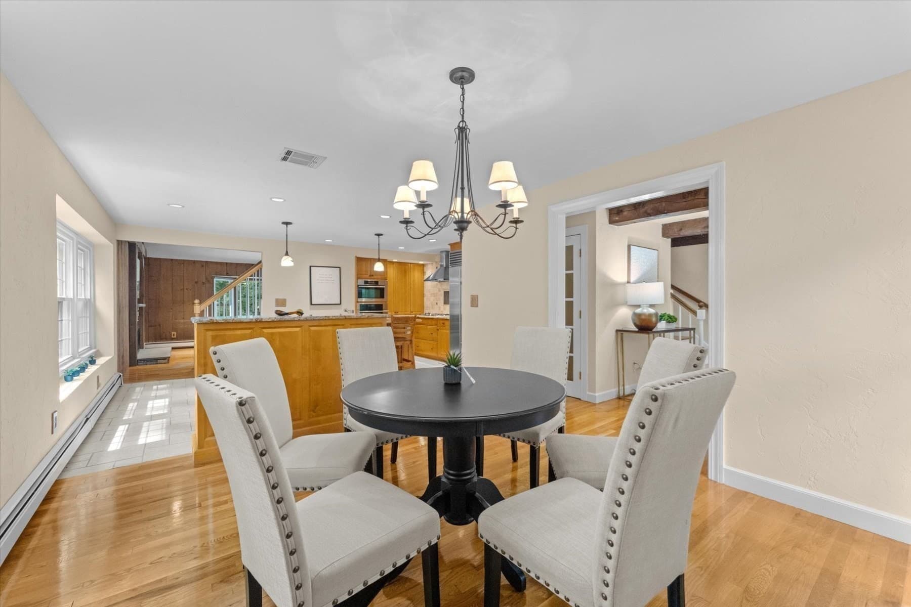 Single Family Residence at 8 Partridge Hill Rd, Southborough MA 01772, Southborough, photo 7 of 37