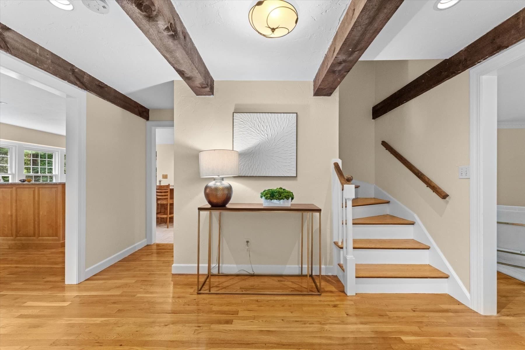Single Family Residence at 8 Partridge Hill Rd, Southborough MA 01772, Southborough, photo 3 of 37
