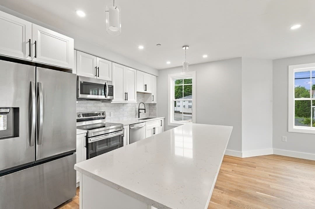 Condominium at 199 South Avenue # 4, Whitman MA 02382, Whitman, photo 10 of 24