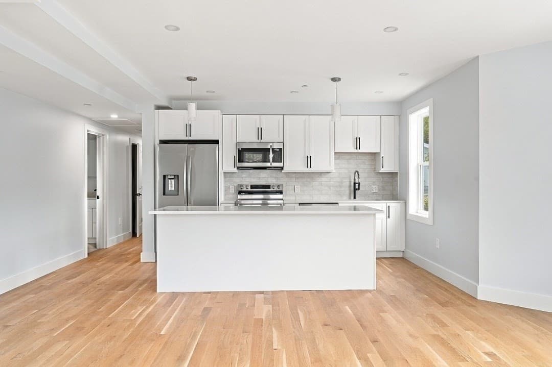 Condominium at 199 South Avenue # 4, Whitman MA 02382, Whitman, photo 11 of 24