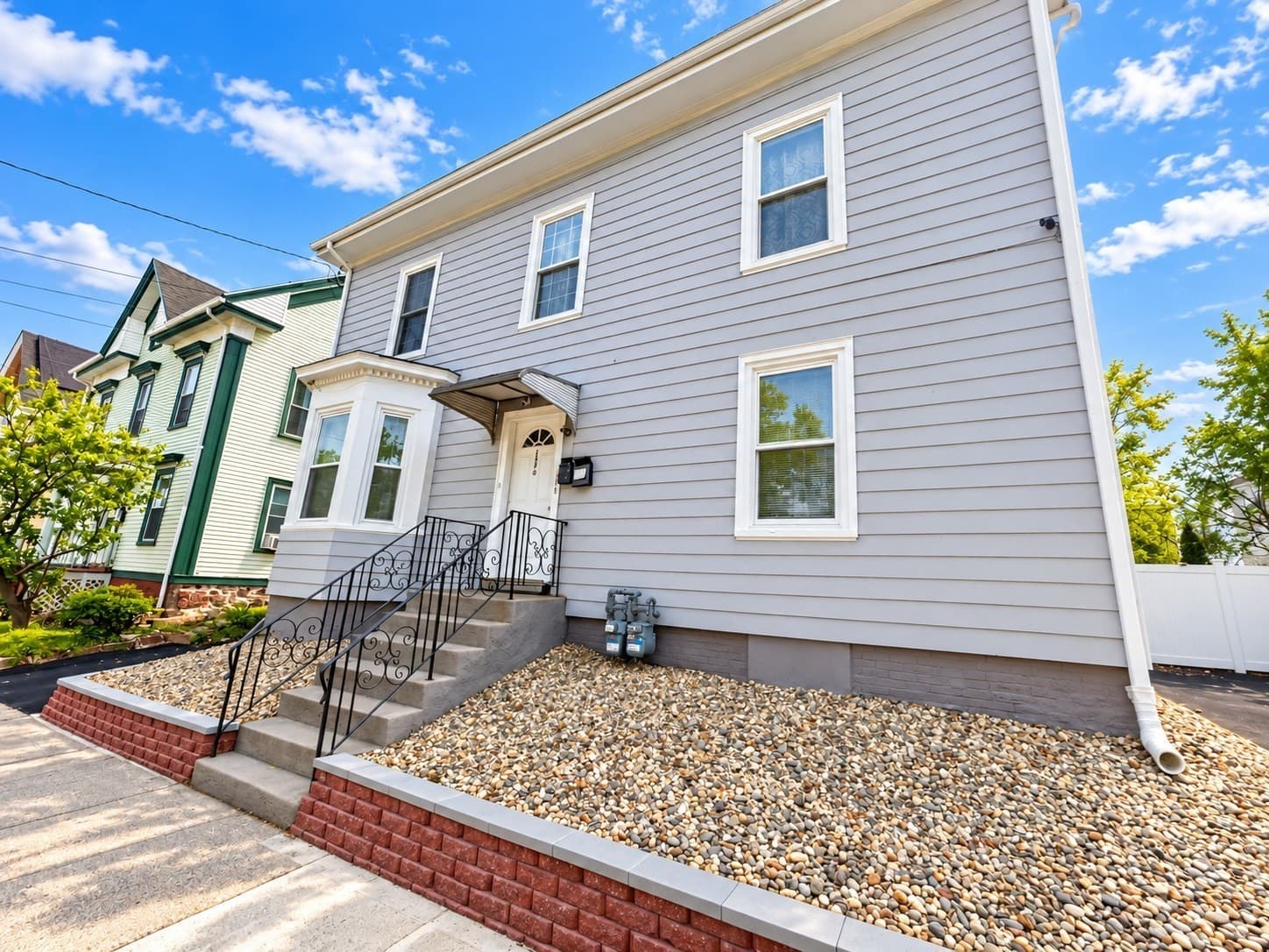 Multi Family at 102 Rockaway St, Lynn MA 01902, Lynn, photo 5 of 42