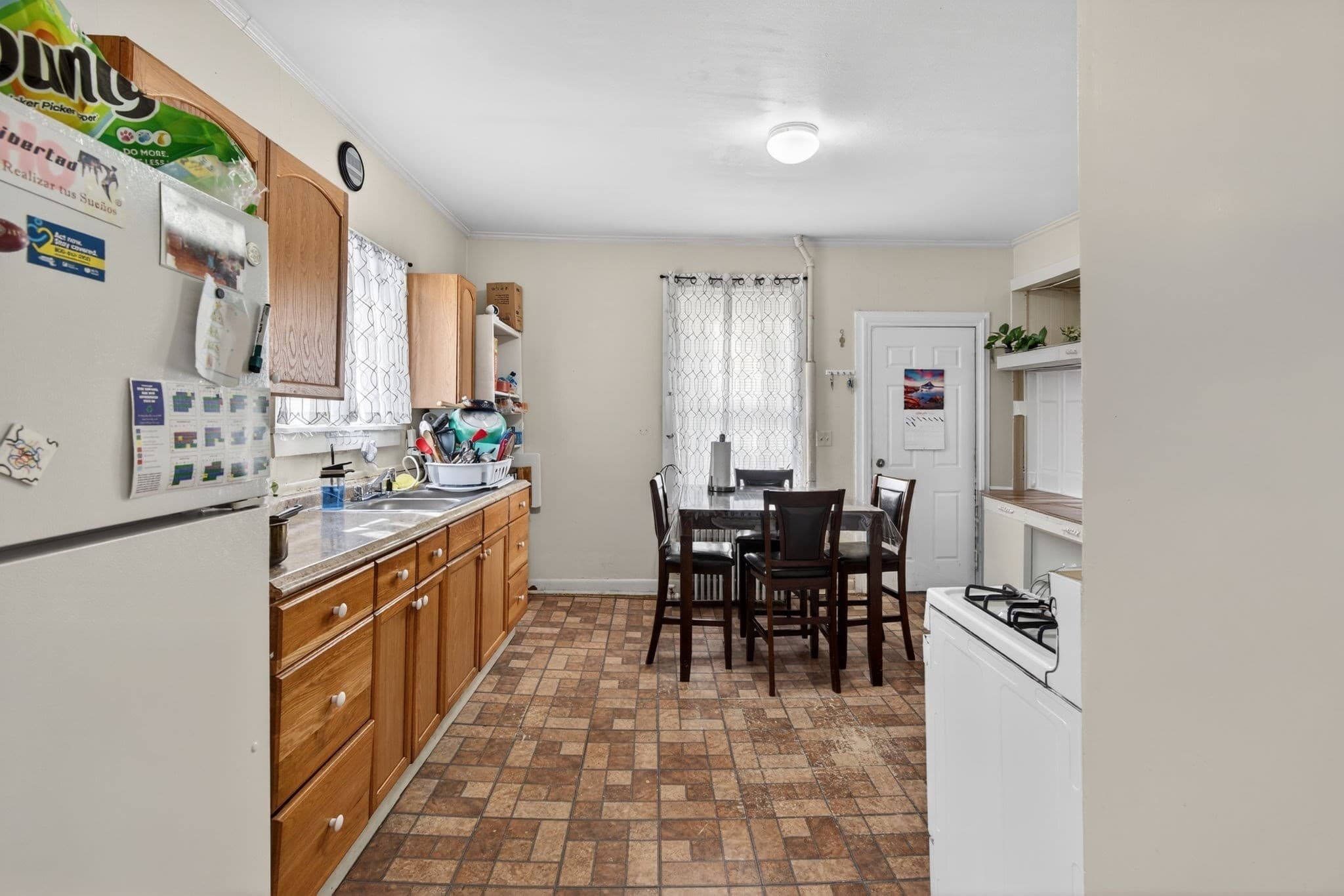 Multi Family at 102 Rockaway St, Lynn MA 01902, Lynn, photo 34 of 42