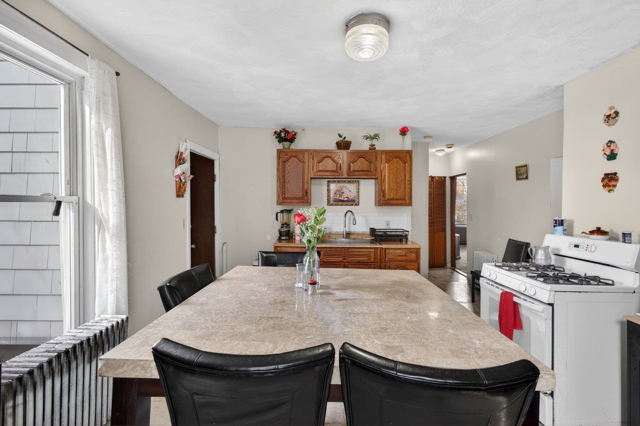 Multi Family at 102 Rockaway St, Lynn MA 01902, Lynn, photo 18 of 42